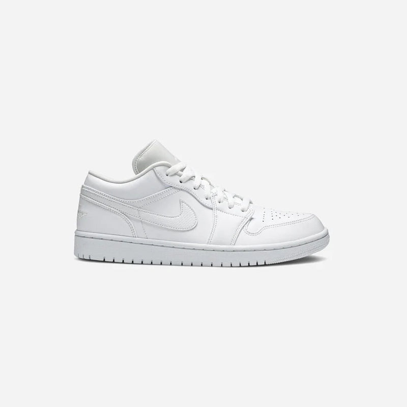 Aj1 Low Triple White