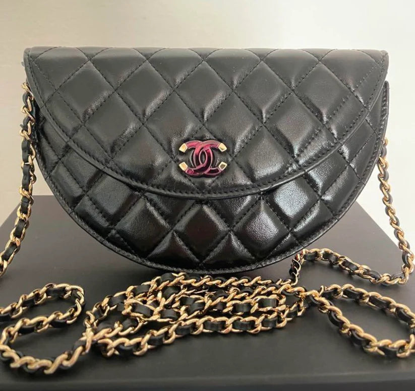 Chanel WOC Black
