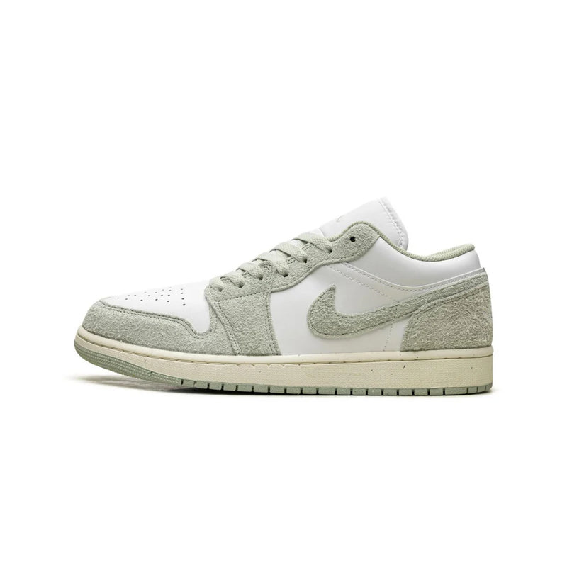 AJ1 Low SE Green Fur
