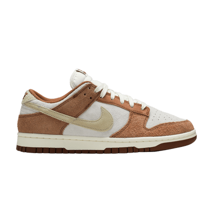 Nike dunk medium curry