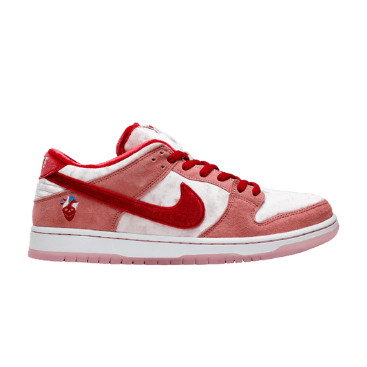 SB Dunk Low Strange Love