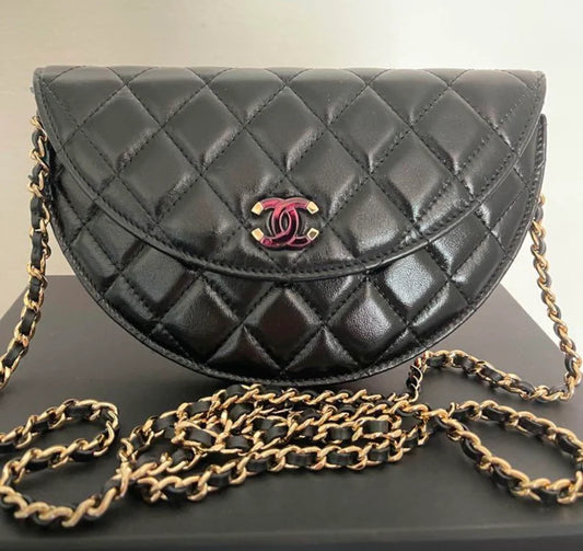 Chanel WOC Black