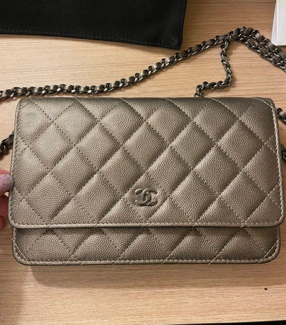 Chanel Caviar WOC