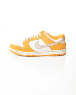 Dunk Low Kumquat