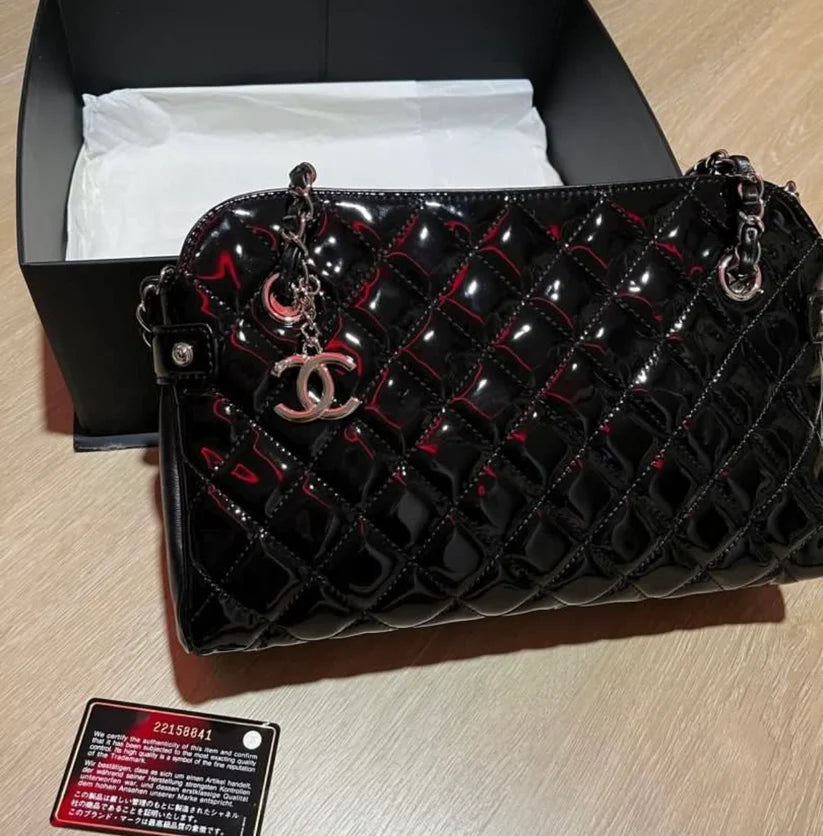 Chanel Quilted Handbag (Limited Edition Rare)
