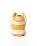 Dunk Low Kumquat