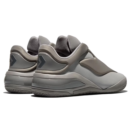 color:gray